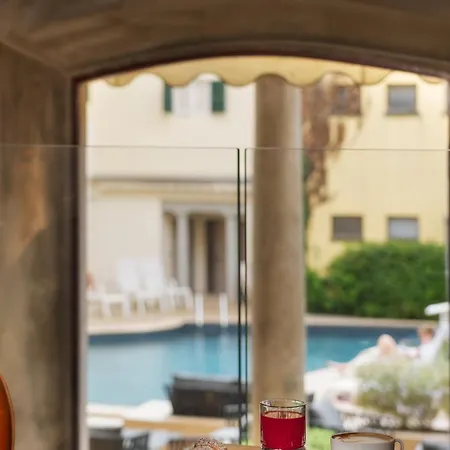 Hotell Croce Di Malta 4*