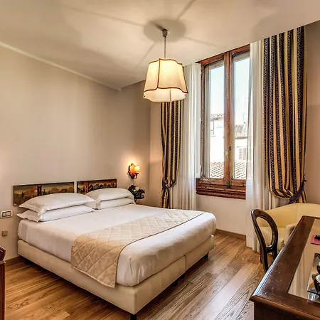 Croce Di Malta Hotell 4*