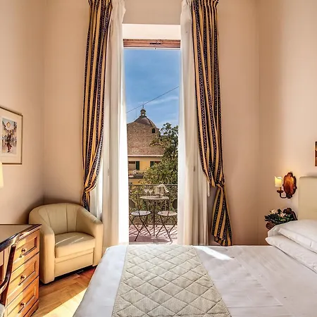 Hotell Croce Di Malta 4*