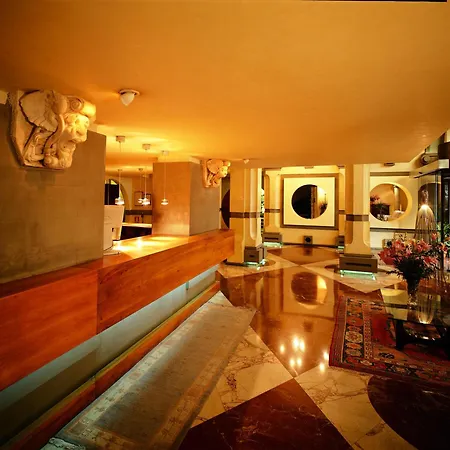 克罗齐迪马耳他酒店