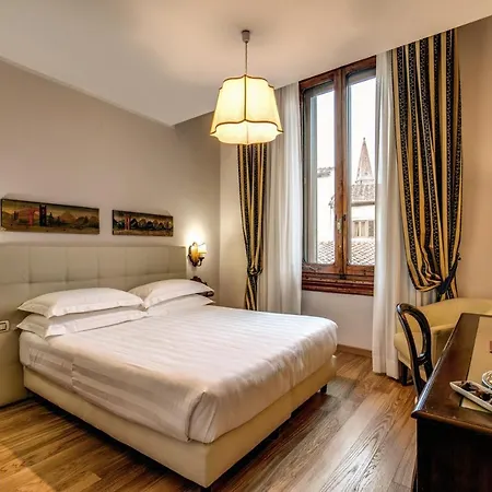 Hotel Croce Di Malta