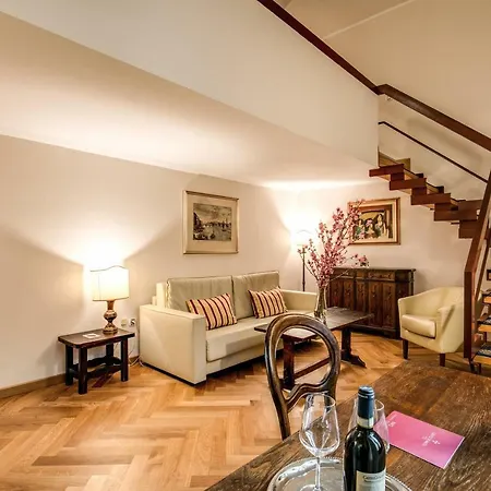 Otel Croce Di Malta 4*