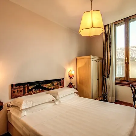 Hotel Croce Di Malta Firenze